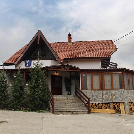 Pensiunea Taverna Bucium 雅西 外观 照片