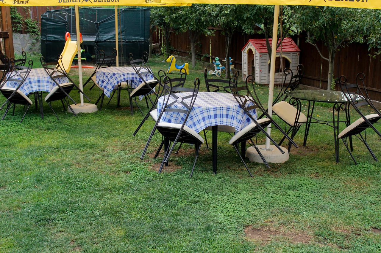 Pensiunea Taverna Bucium 雅西 外观 照片